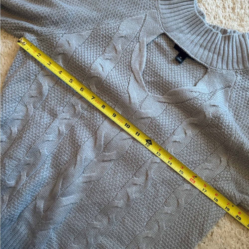 Ana sweater - Picture 3 of 6